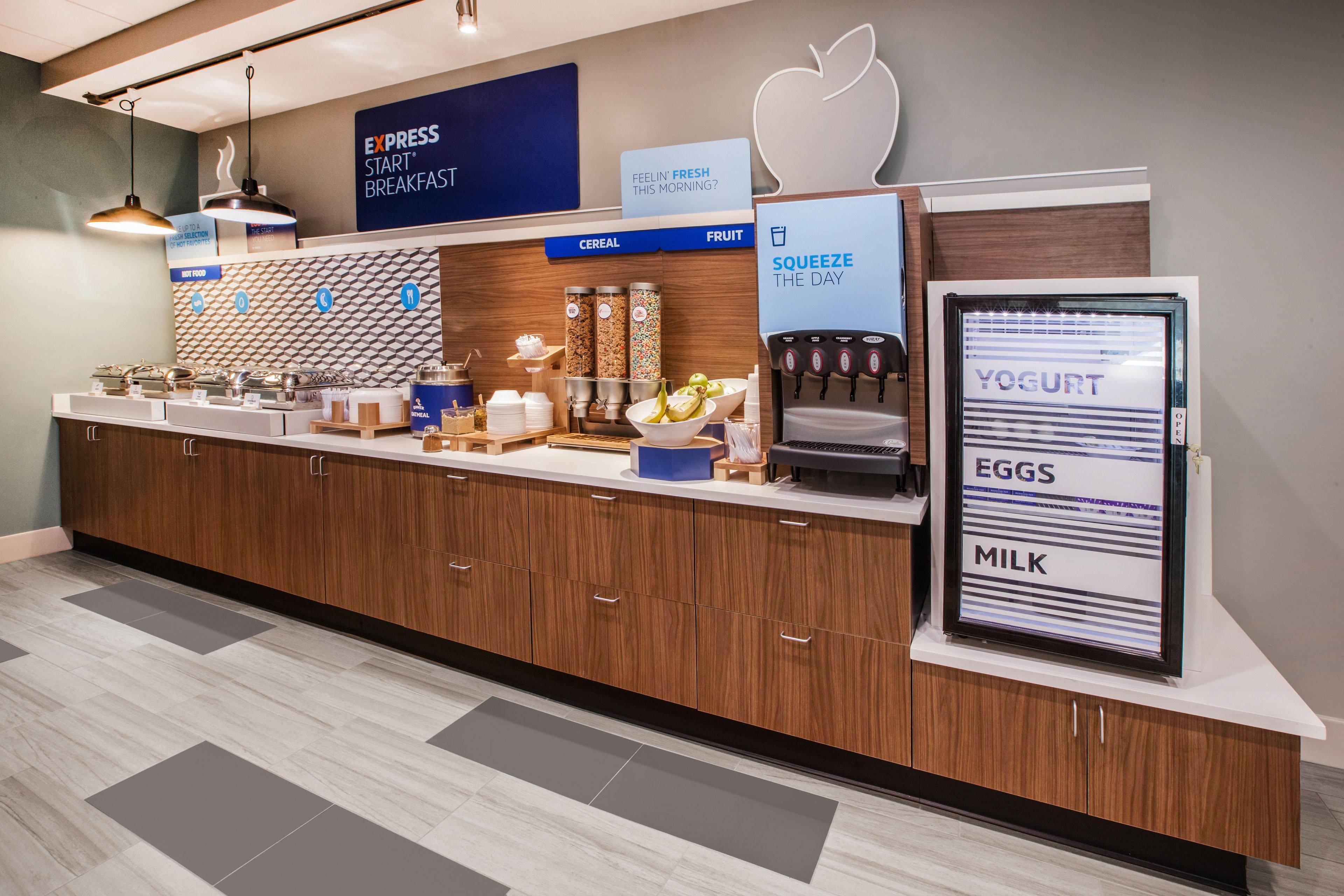 Holiday Inn Express & Suites - Oxford By Ihg Dış mekan fotoğraf